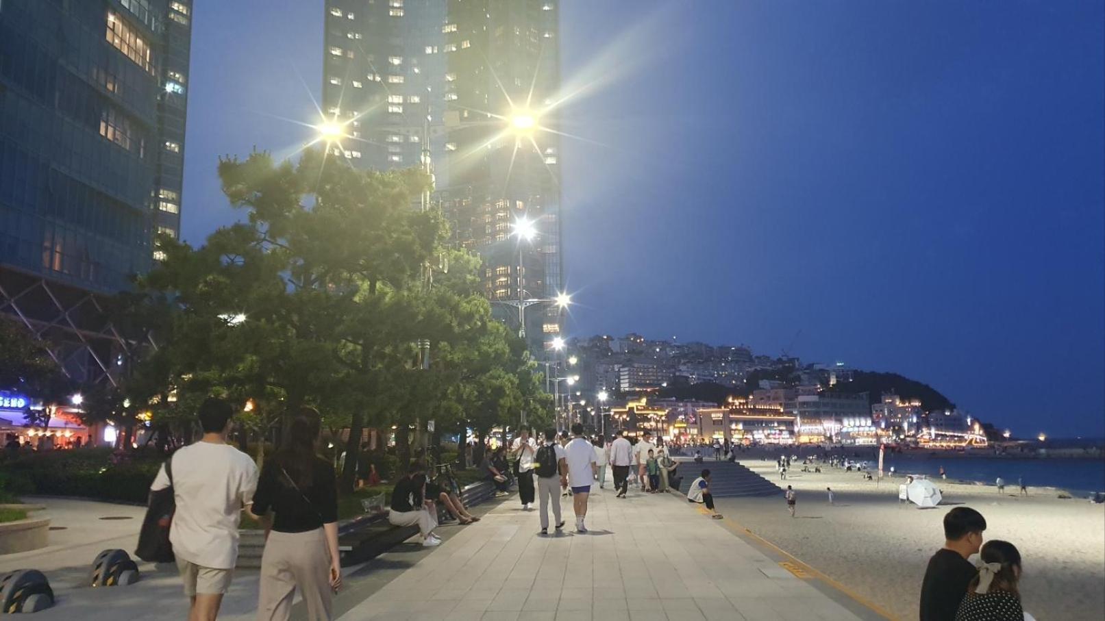 Appartamento Haeundai Beach 1 Cho Busan Esterno foto